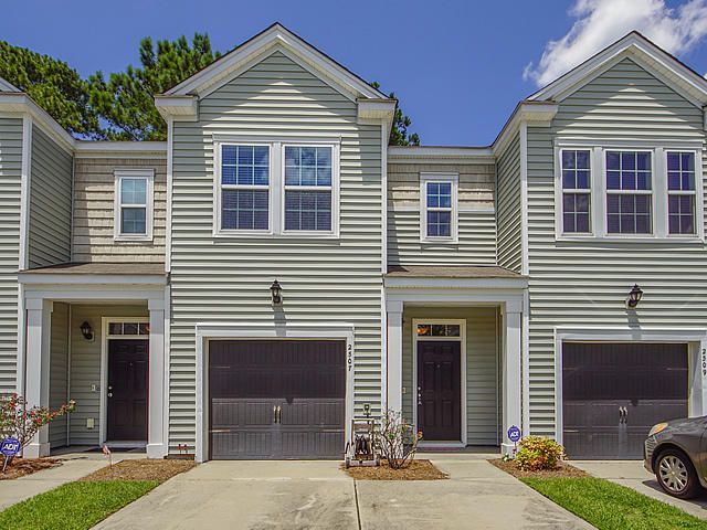 2507 Stadium Dr, North Charleston, SC 29406