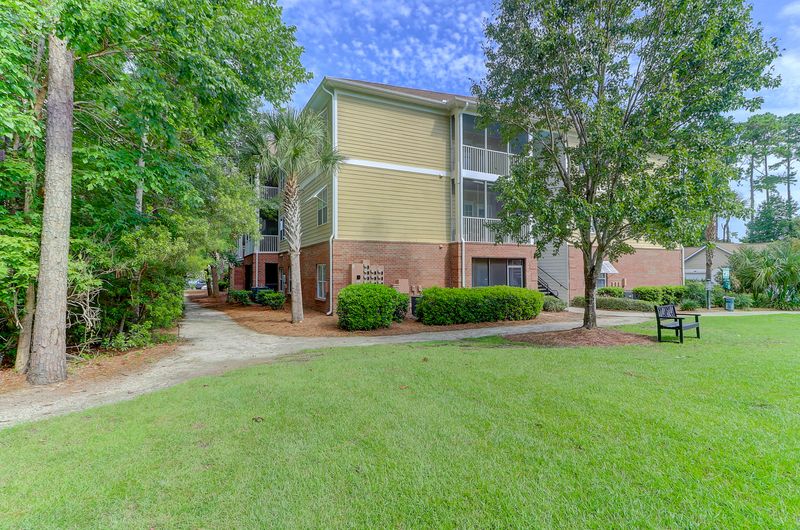 1113 Basildon Rd, Mount Pleasant, SC 29466