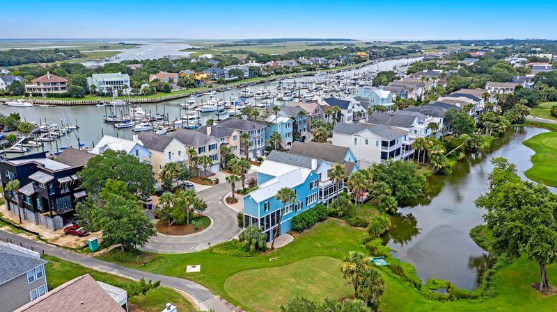 42 Morgans Cove Dr, Isle Of Palms, SC 29451