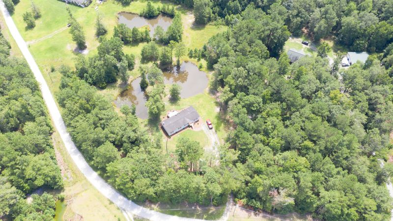 155 Della Ln, Dorchester, SC 29437