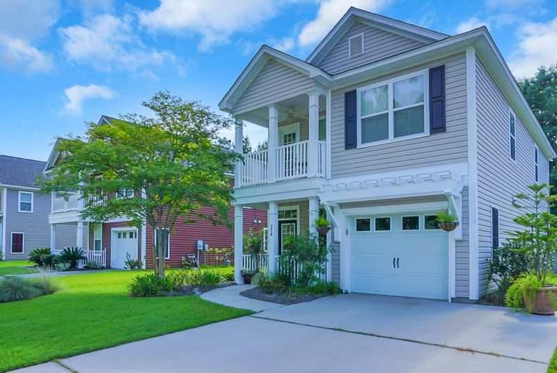 276 Killarney Trl, Moncks Corner, SC 29461