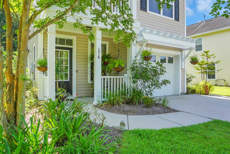 276 Killarney Trl, Moncks Corner, SC 29461