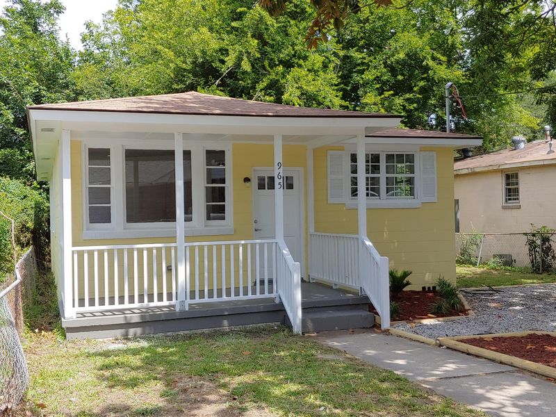965 Main St, Charleston, SC 29407