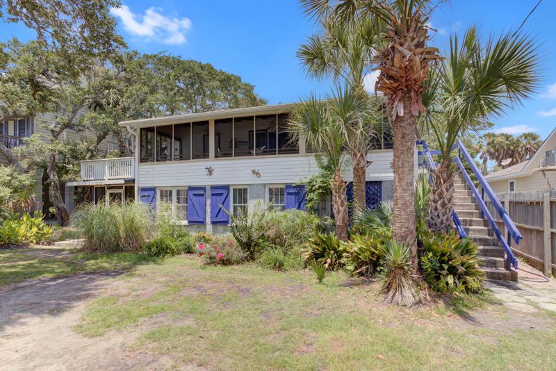806 W Ashley A & B Ave, Folly Beach, SC 29439