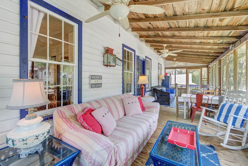 806 W Ashley A & B Ave, Folly Beach, SC 29439