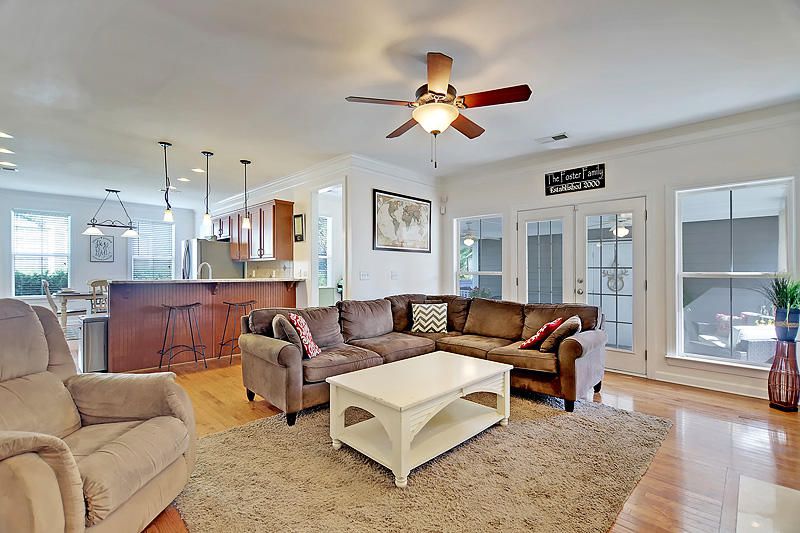 1405 Clancy Rd, Mount Pleasant, SC 29466