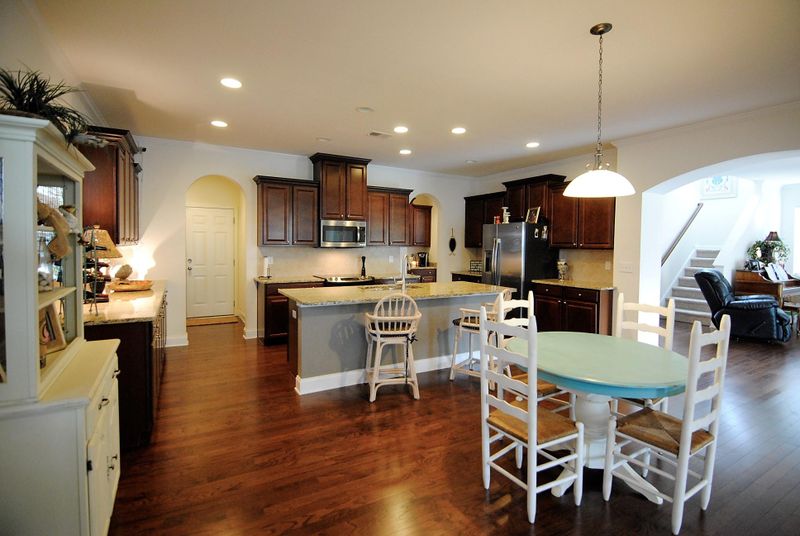 647 Silver Moss Dr, Moncks Corner, SC 29461