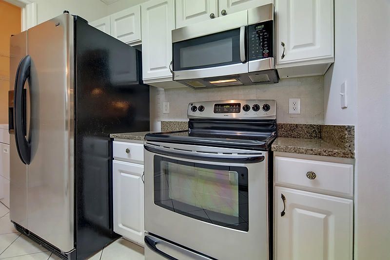 1557 Cambridge Lakes Dr #306d, Mount Pleasant, SC 29464