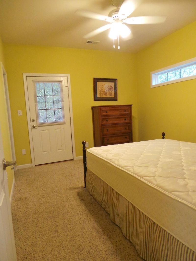 1046 Hunley Waters Cir, North Charleston, SC 29405