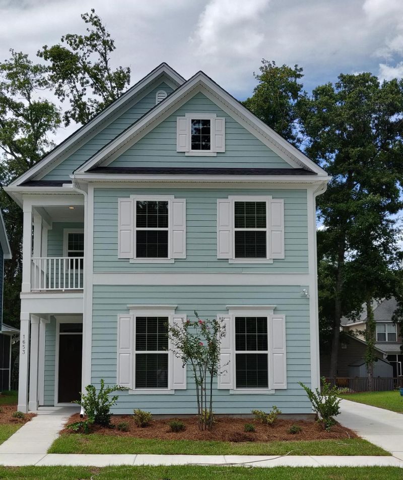 1653 Emmets Rd, Johns Island, SC 29455