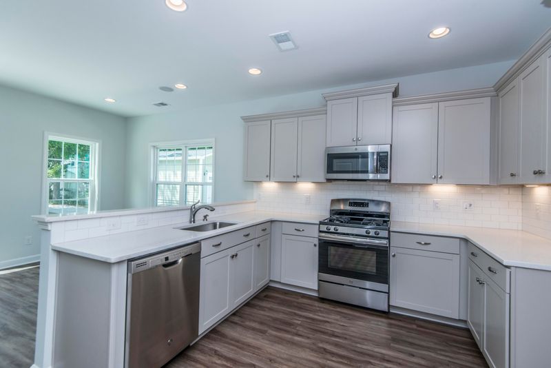 1653 Emmets Rd, Johns Island, SC 29455