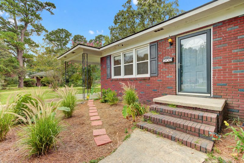 518 Horne St, Moncks Corner, SC 29461