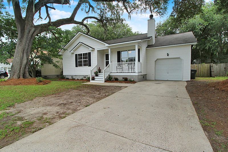 124 Mossy Oaks Ave, Goose Creek, SC 29445