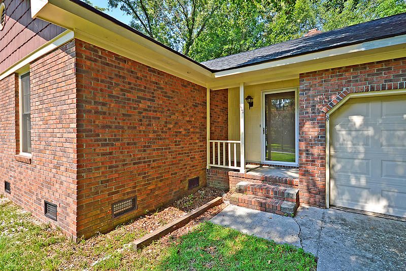 111 Dunmow Dr, Summerville, SC 29485