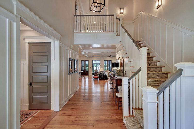 520 Island Park Dr, Daniel Island, SC 29492