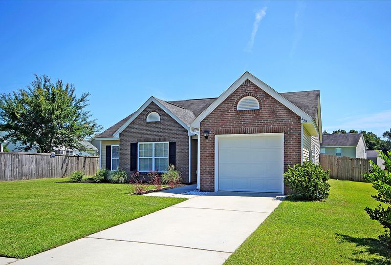439 Watershed Dr, Goose Creek, SC 29445