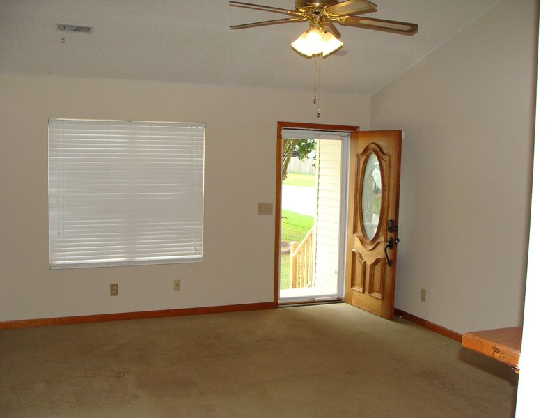 307 Sussex Ct, Goose Creek, SC 29445