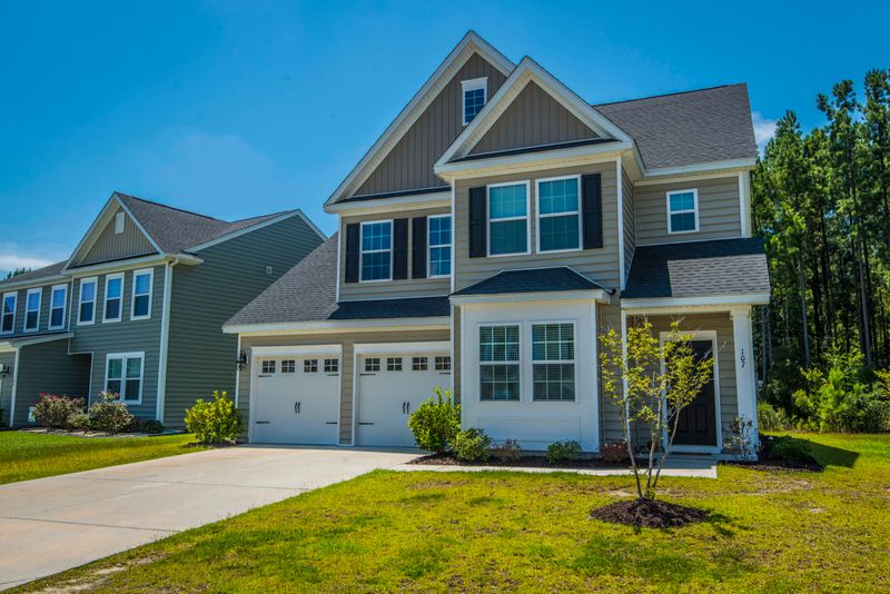 107 Yaupon Holly Cir, Summerville, SC 29486