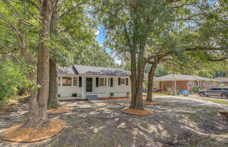5320 Albert St, North Charleston, SC 29418