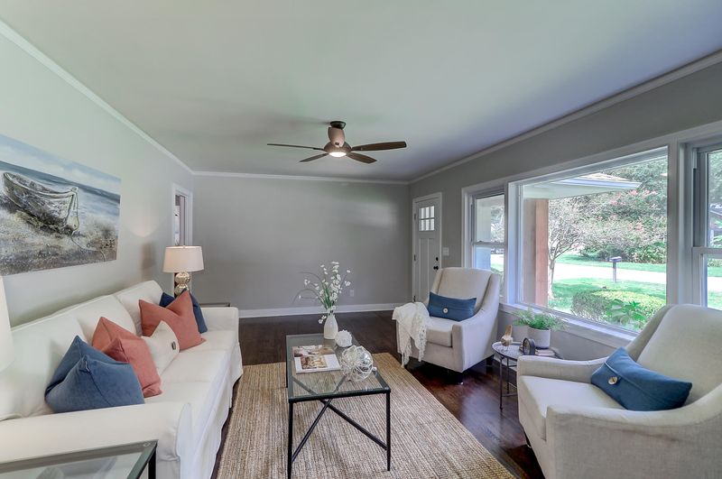 341 Canterbury Rd, Charleston, SC 29407
