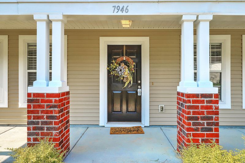 7946 New Ryder Rd, North Charleston, SC 29406