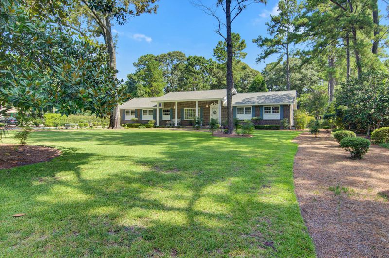 112 Woodland Dr, Summerville, SC 29485