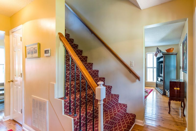 1110 Mainland Ct, Mount Pleasant, SC 29464