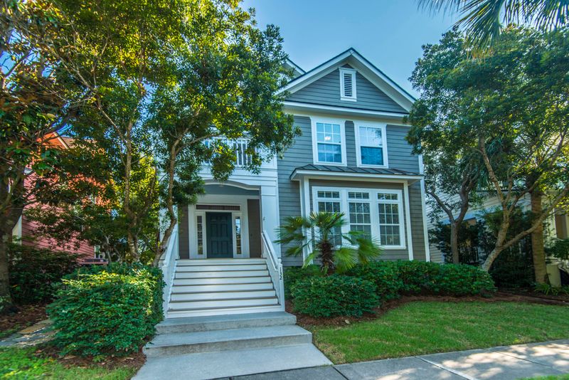 132 Etiwan Park St, Charleston, SC 29492