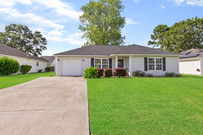 5088 Westview St, North Charleston, SC 29418
