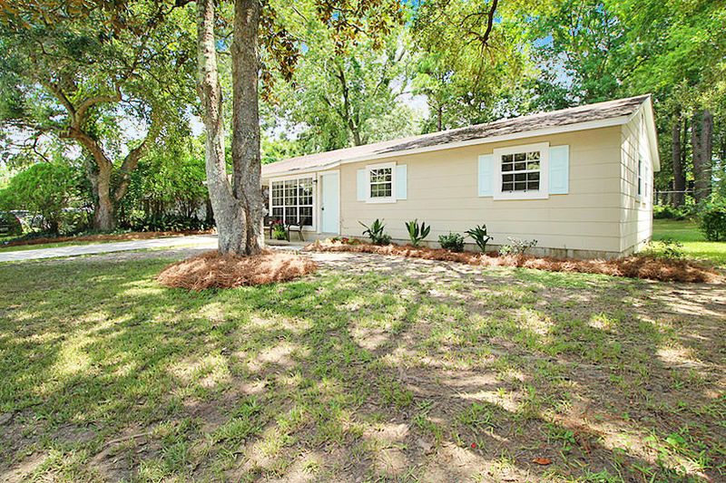 1010 Locksley Dr, Charleston, SC 29407