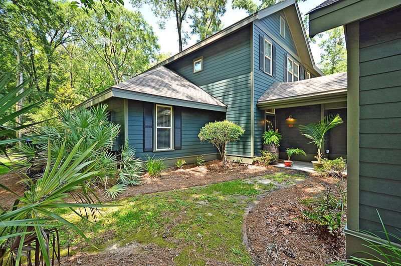 8383 Spring Farm Gate Cir, North Charleston, SC 29418