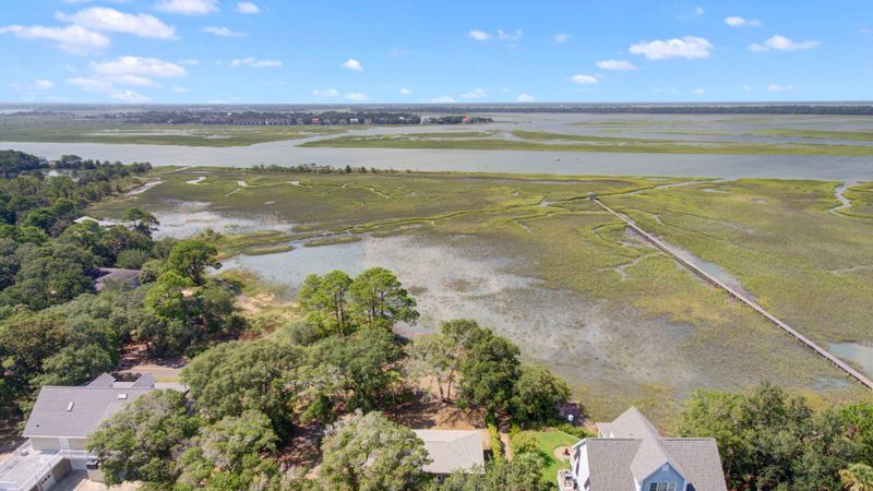 610 E Erie Ave, Folly Beach, SC 29439