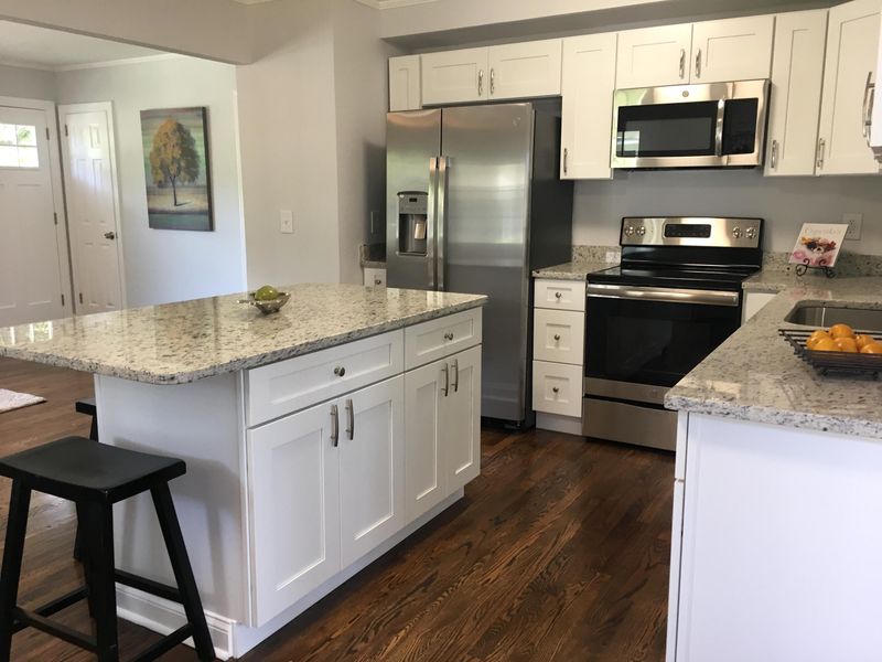 5223 Parkside Dr, North Charleston, SC 29405