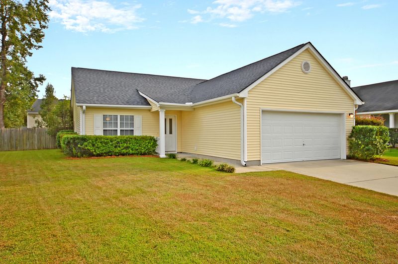 104 Elbow Cir, Goose Creek, SC 29445