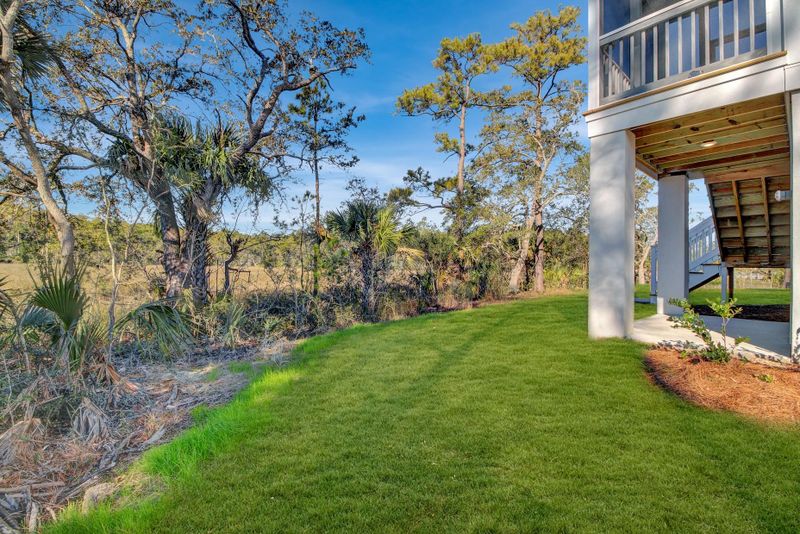 848 Forrest Dr, Charleston, SC 29492