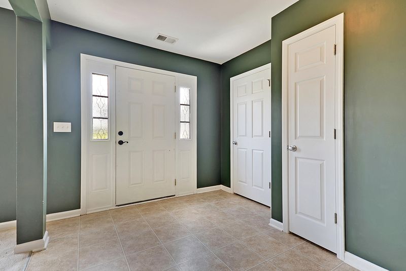 451 Green Park Ln, Goose Creek, SC 29445