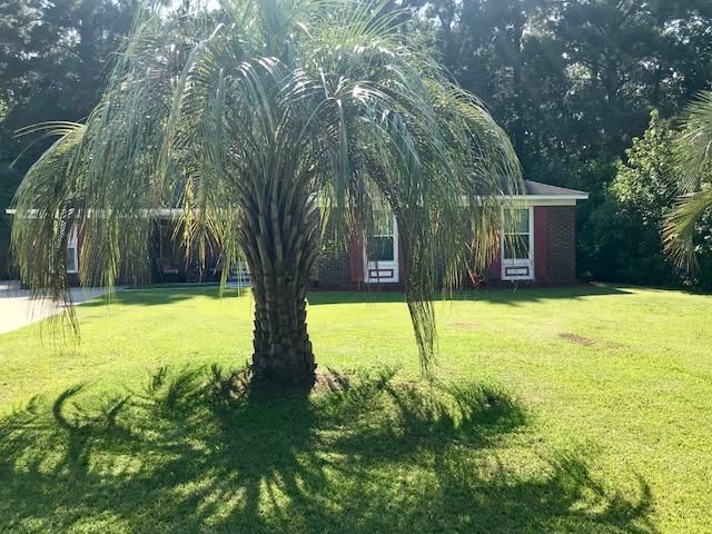 446 Longleaf Dr, Summerville, SC 29483