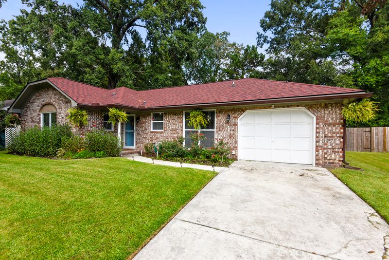 742 Olney Dr, Charleston, SC 29414