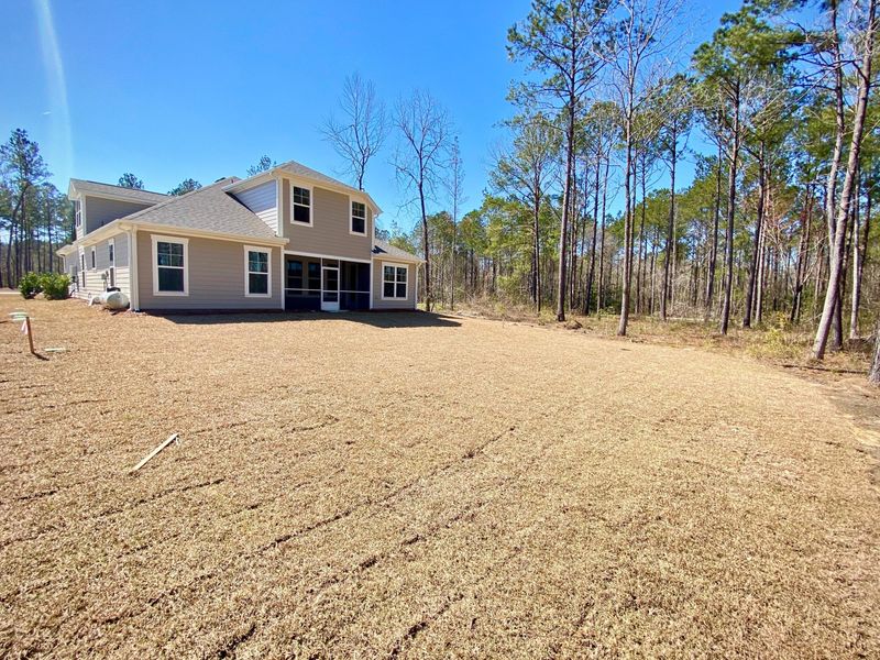 402 Bowstring Dr, Huger, SC 29450