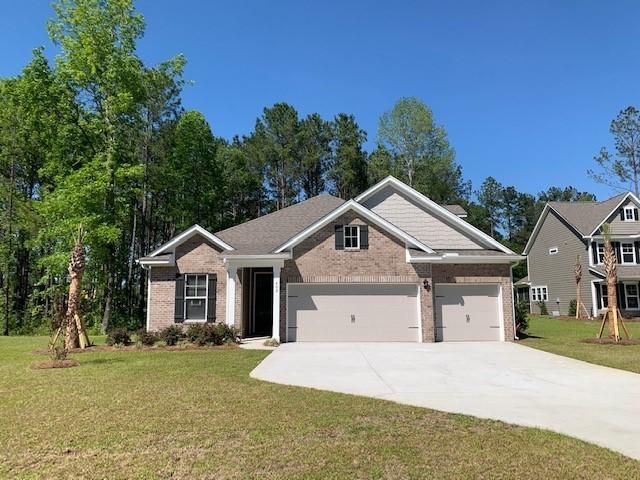 402 Bowstring Dr, Huger, SC 29450