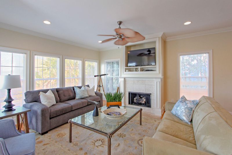 8 10th Ave, Isle Of Palms, SC 29451