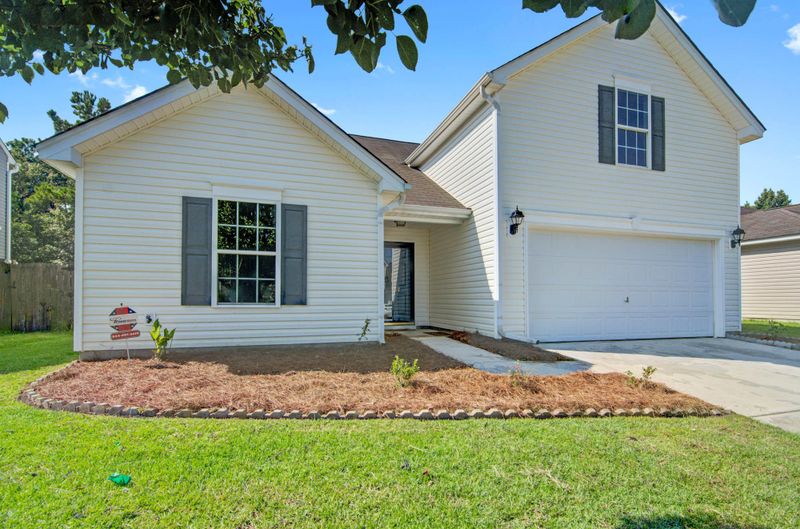 237 Sparkleberry Ln, Ladson, SC 29456