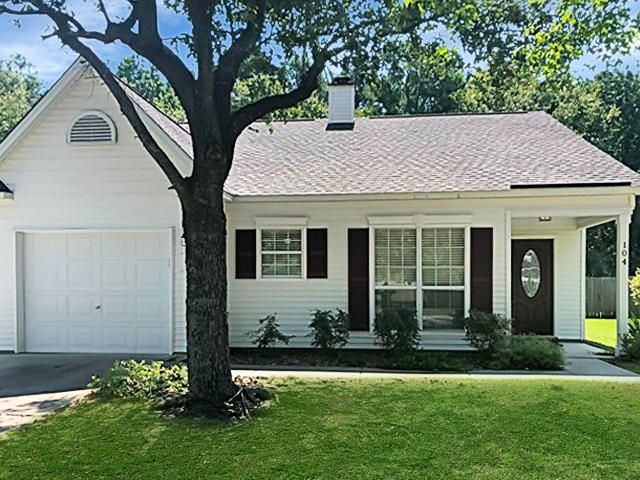 104 Lowndes Rd, Goose Creek, SC 29445