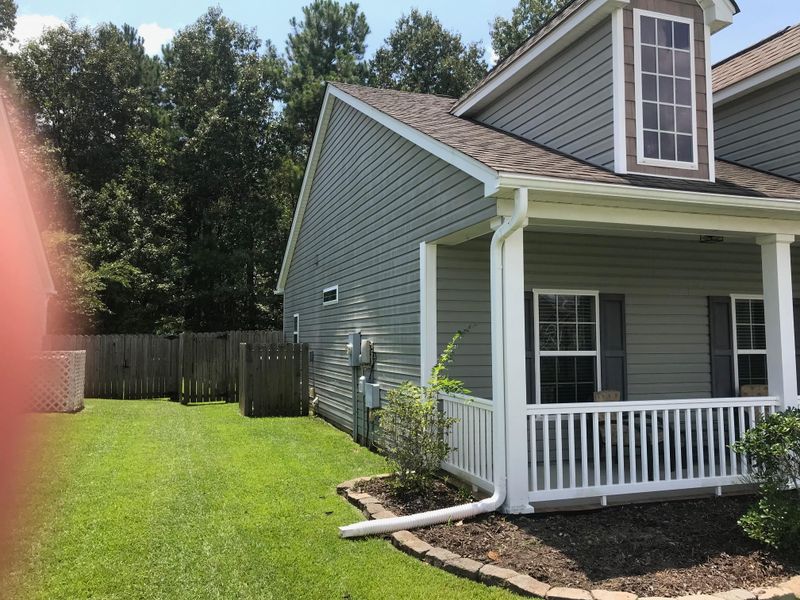 311 Hathaway Dr, Goose Creek, SC 29445