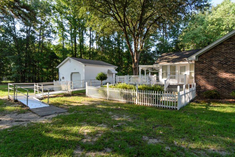 125 Mckelvey Pl, Goose Creek, SC 29445