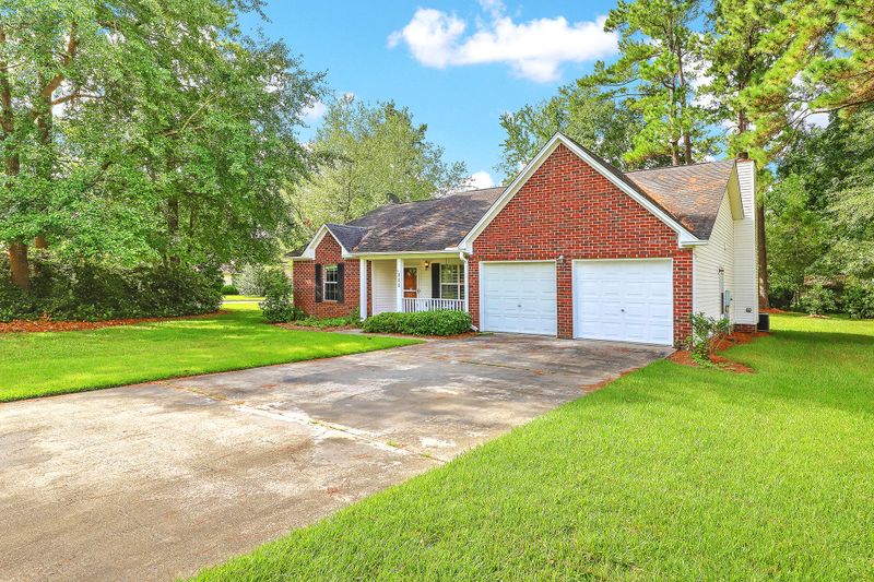 111 Five Iron Cir, Summerville, SC 29483
