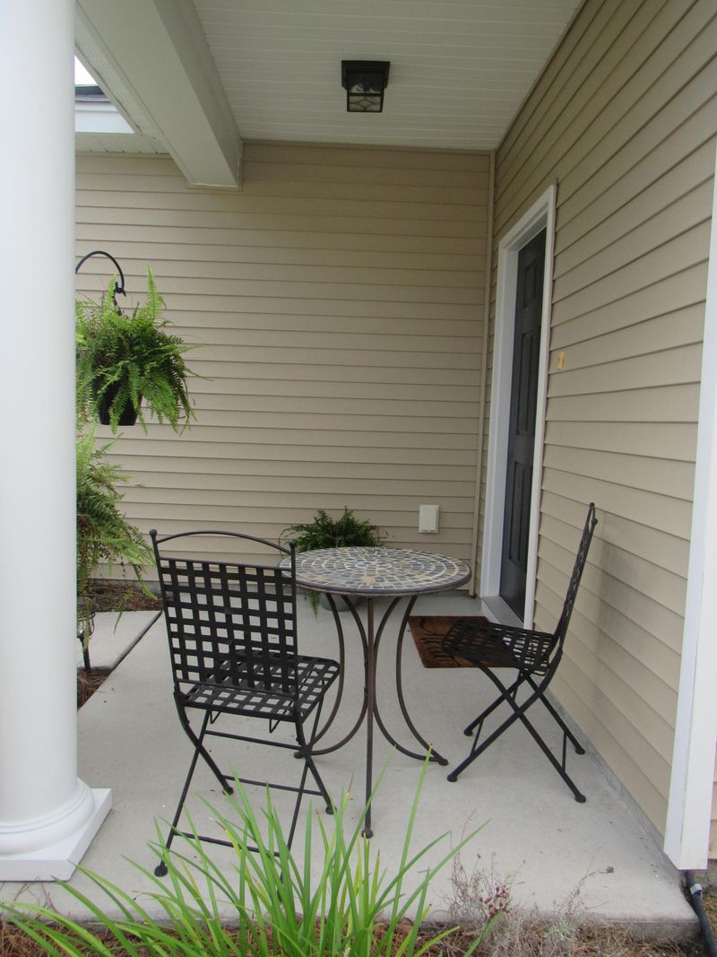 273 Cameron St, Summerville, SC 29486