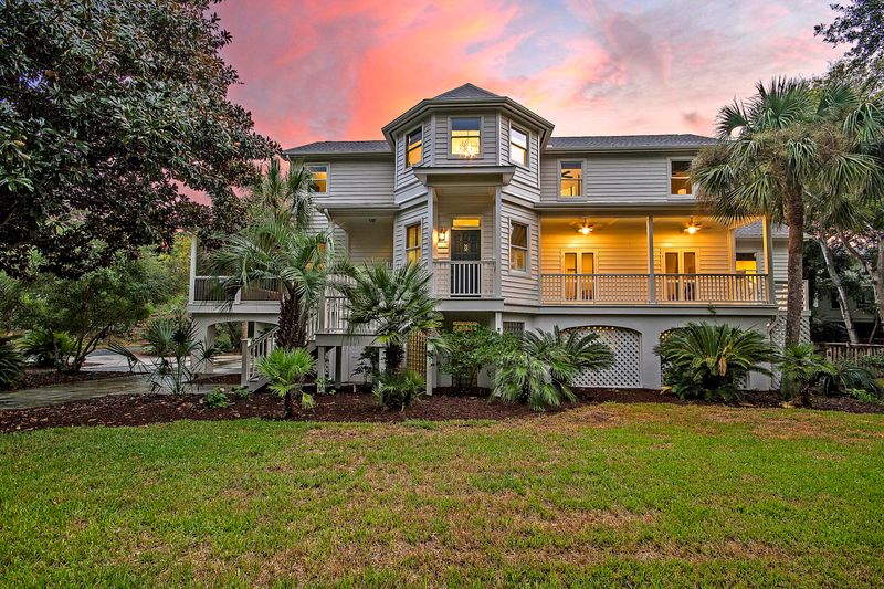 1660 Atlantic Ave, Sullivans Island, SC 29482