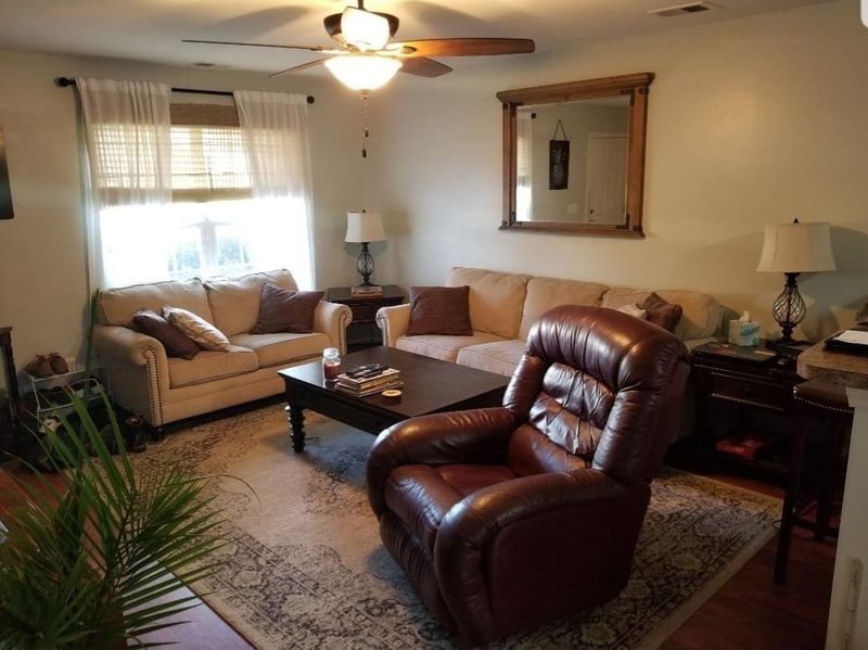1023 Steelechase Ln, Hanahan, SC 29410