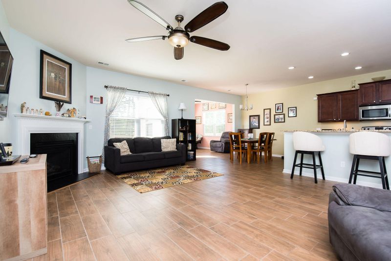 277 Decatur Dr, Summerville, SC 29486